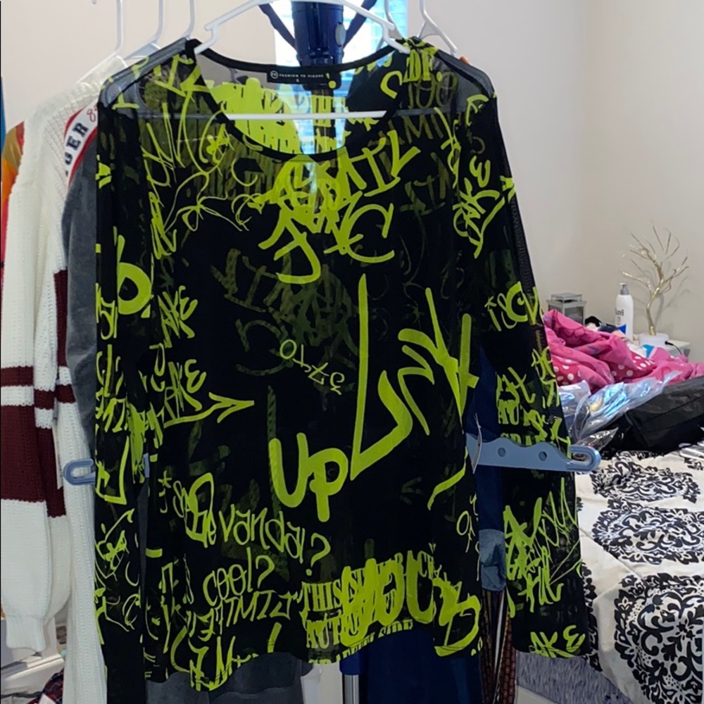 Mesh graffiti top